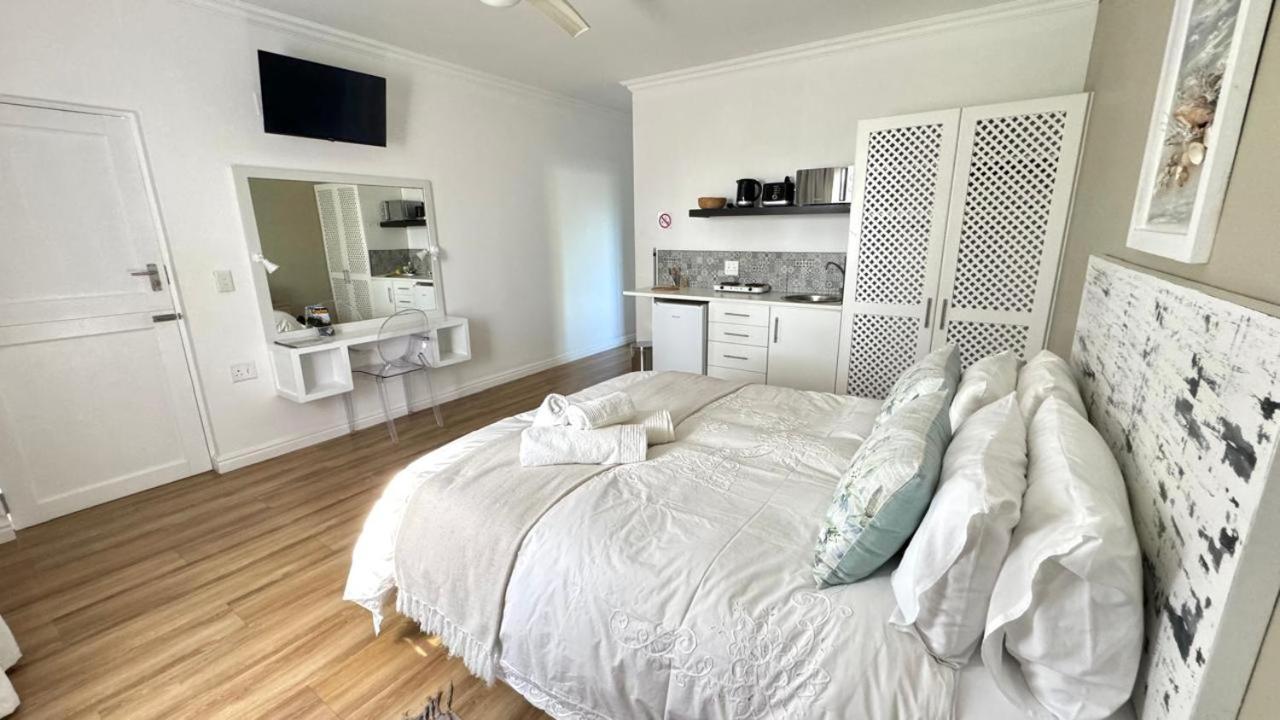 Plett57 - Self Catering - Room No2 Plettenberg Bay Exteriör bild